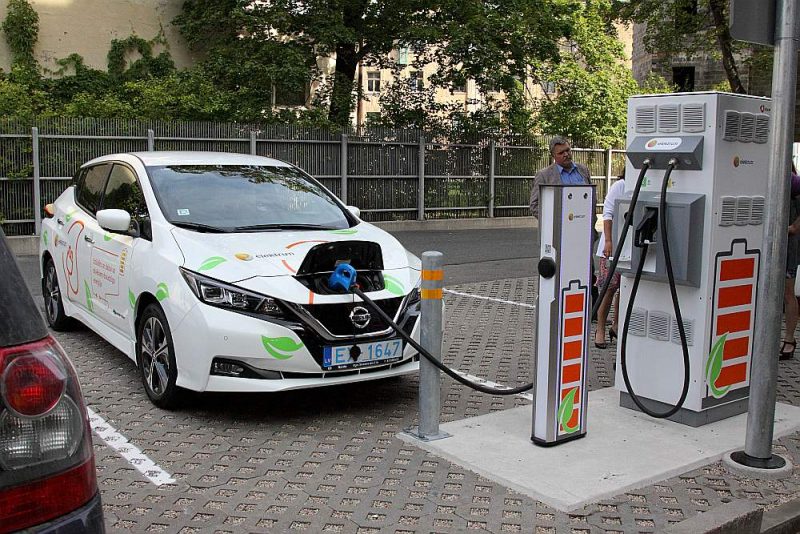 Latvenergo paziņo kur atklās savas pirmās elektroauto uzlādes