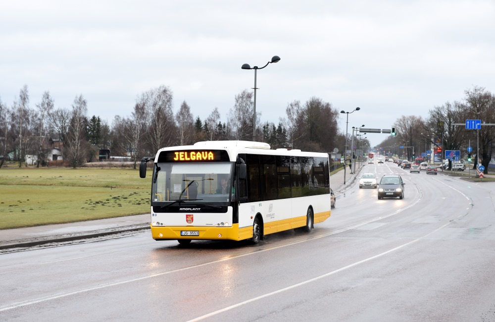 Jautājam lasītājiem: Vai izmantojat pasažieru autobusu satiksmi, un vai ...