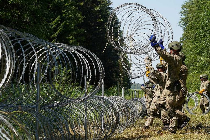 On the front line against migrants: Lithuania is building a fence on the border with Belarus