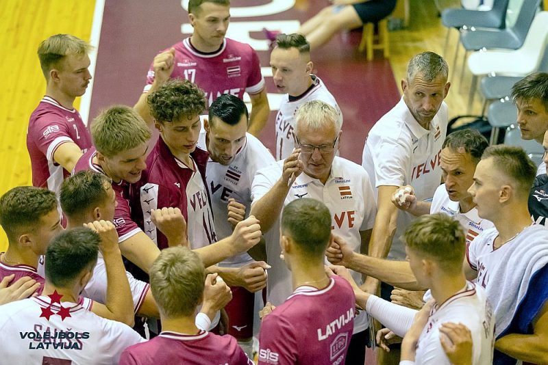 The Latvian volleyball team will start the European Championship with a game against Estonia