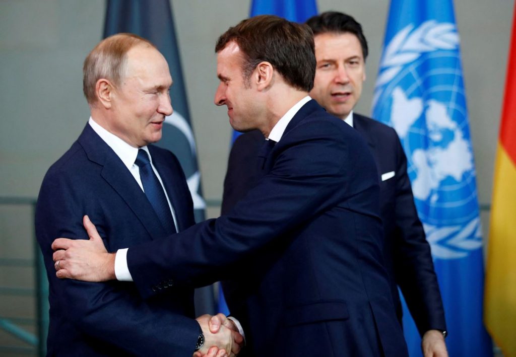 Sholch and Macron call for an immediate ceasefire in Ukraine over a telephone conversation with Putin