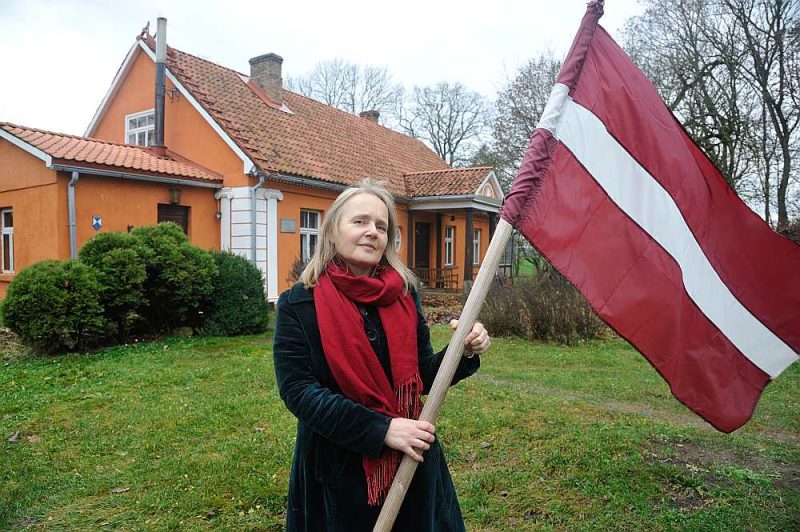 Diāna Jance: Nācija no tūkstoš skabargām | LA.LV