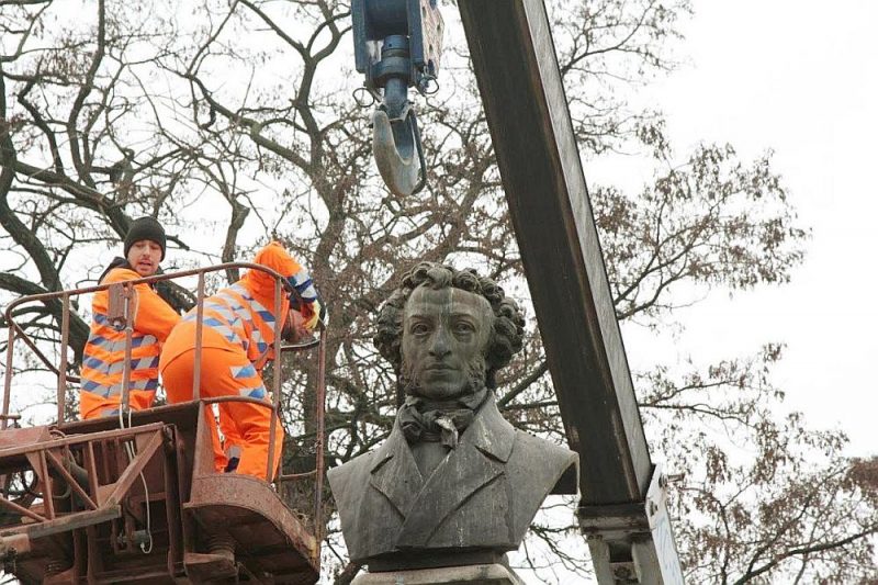 “kāds Krievu Klasiķiem Sakars Ar To Kas Notiek Pašlaik Viens No Krievijas Stratēģiskajiem