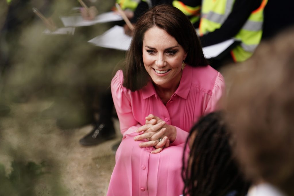 Kate Middleton Defends Choice of Jewelry in Street of Hope Opening