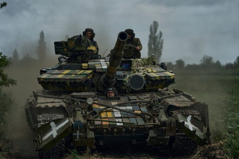 Russian T-54/55 Tanks: Artillery Systems in the Ukrainian War