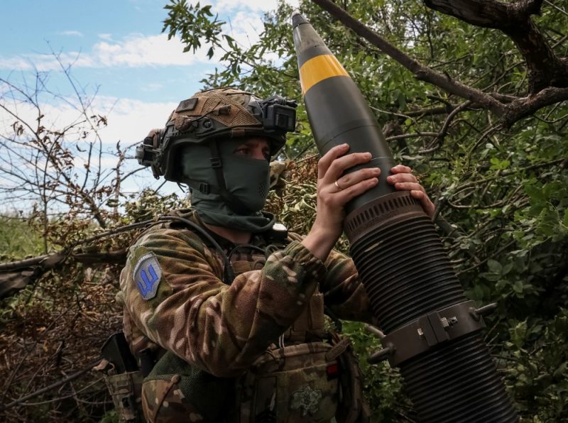 Analysts Explain Why Ukrainian Summer Counteroffensive Faces Challenges