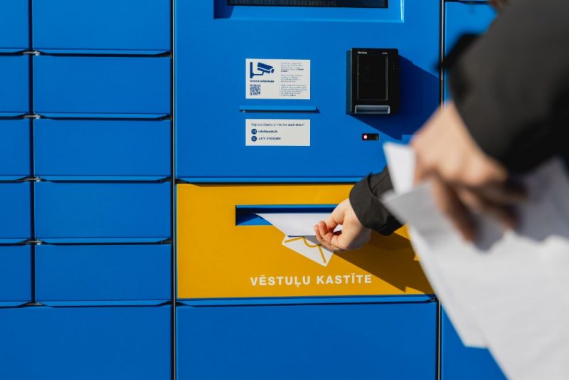 Latvijas Pasts Introduces First Parcel Boxes with Letter Box: Sending Letters Made Easy