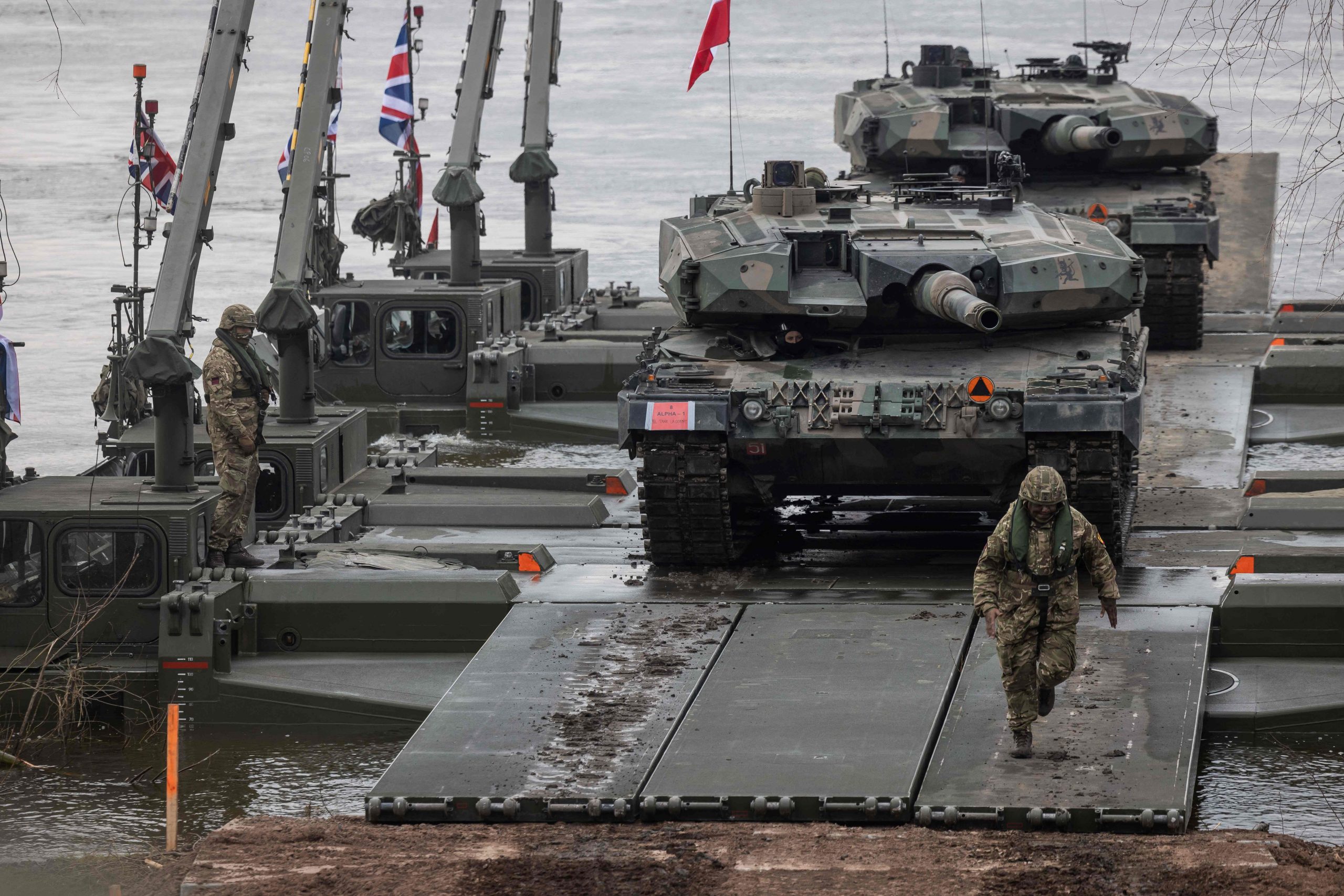 Lavrov Warns European War Preparations Risk Provoking Conflict